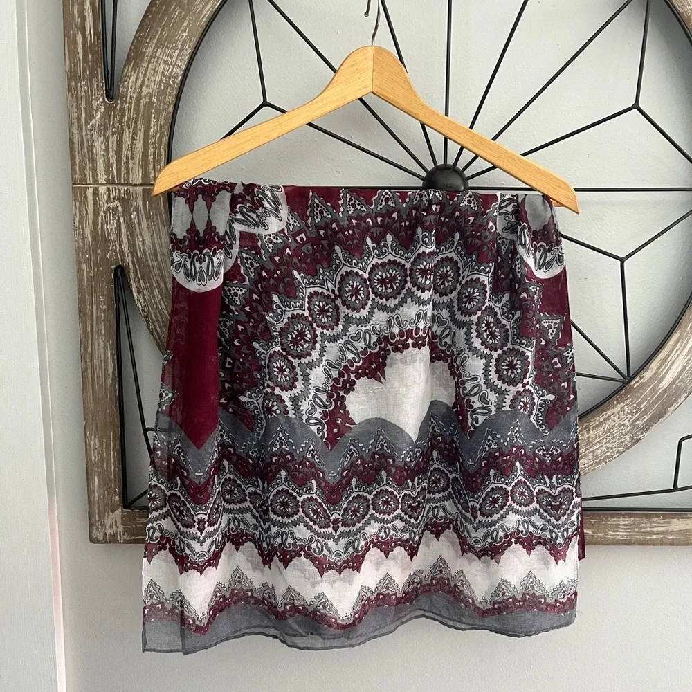 Scarf - Picture 6 of 8